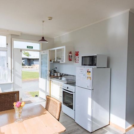 Koru Flat Apartment Pounawea Екстериор снимка
